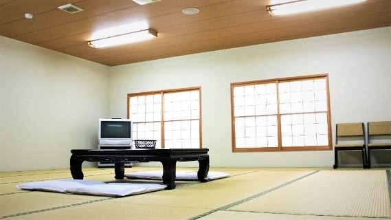 名古屋葬儀のプランで使用する親族控室和室　倚松（いしょう）の間